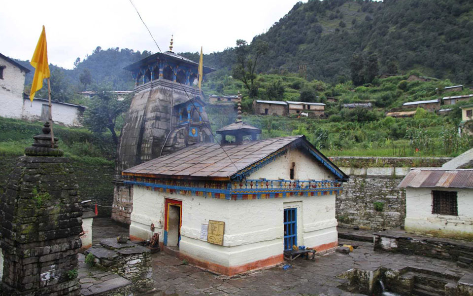 kalpeshwar shiva temple